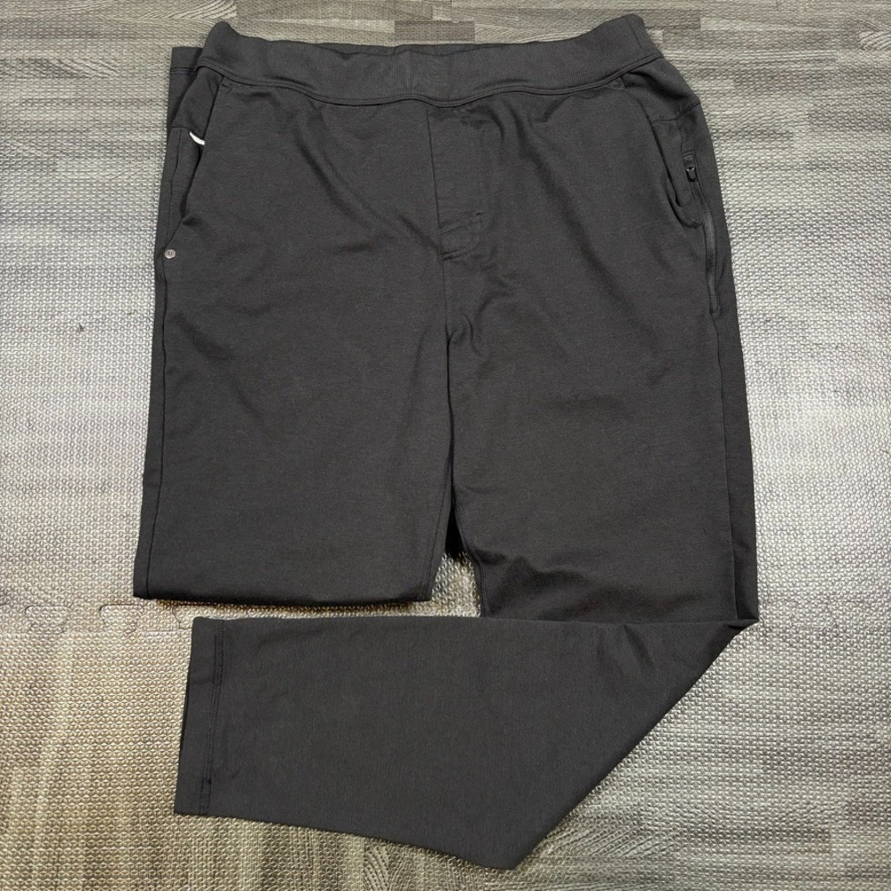 Vuori Coronado Pants Mens Large Black Pockets Stretch Athleisure 30" Inseam V435